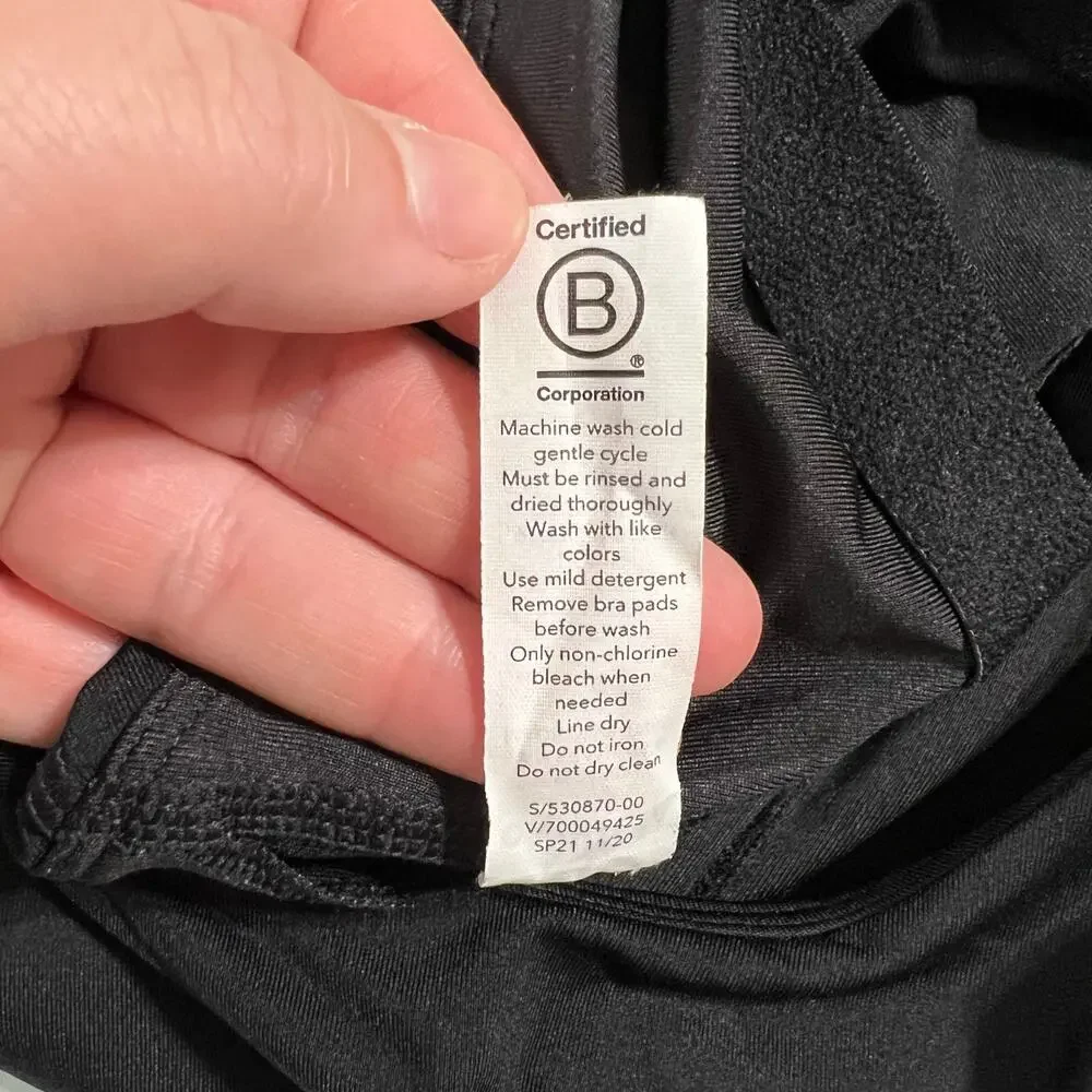 Athleta Womens Long Line Sports Bra Removable Pads Stretch Solid Black Small